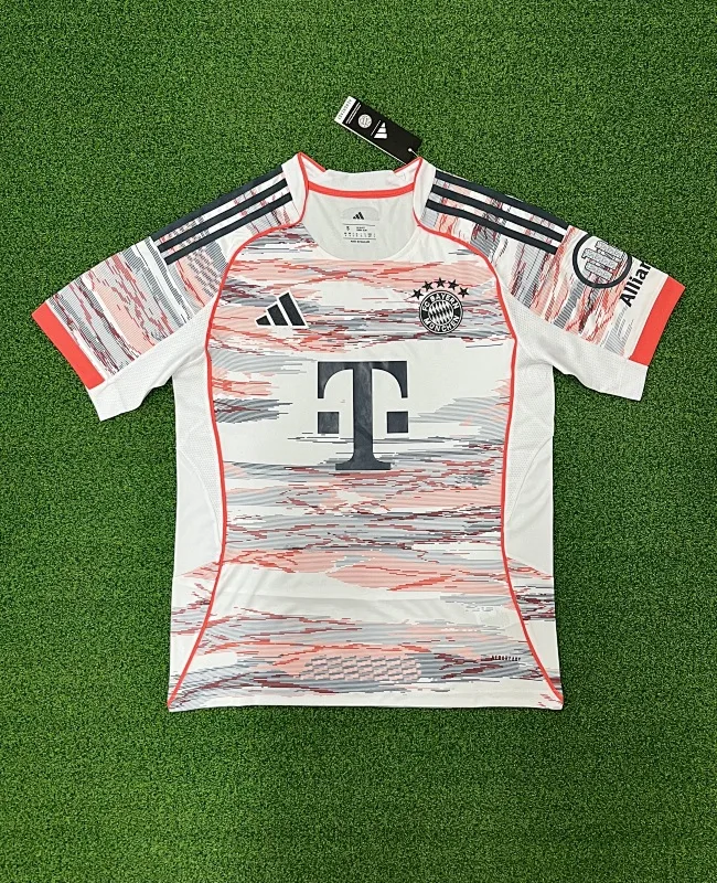 Bayern Munich Visita Alt 25/26
