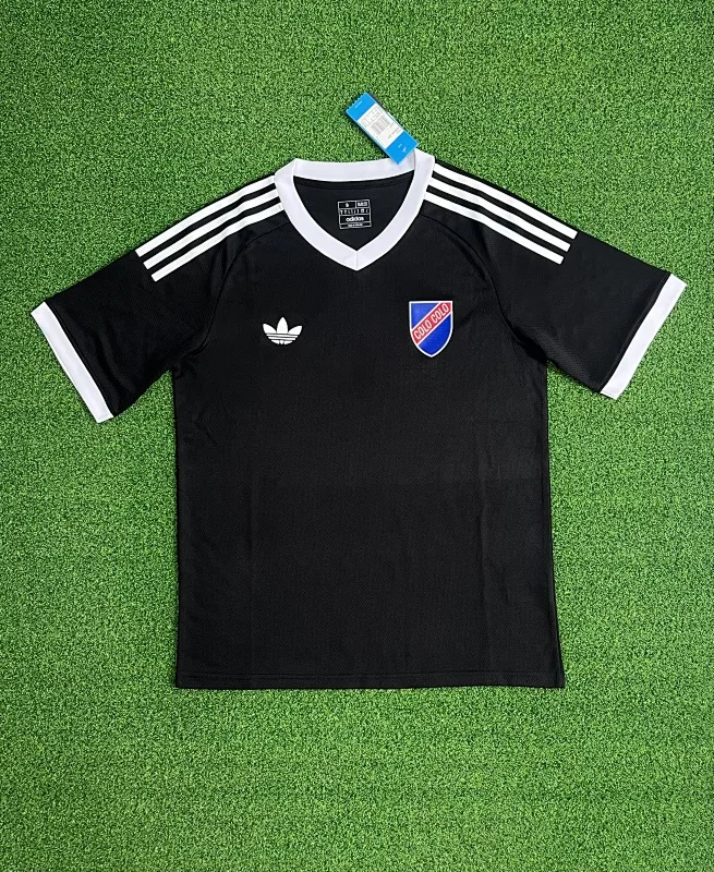 Colo-Colo Centenario Especial Negra