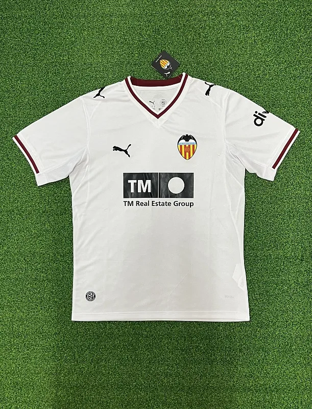 Valencia Local 26/27